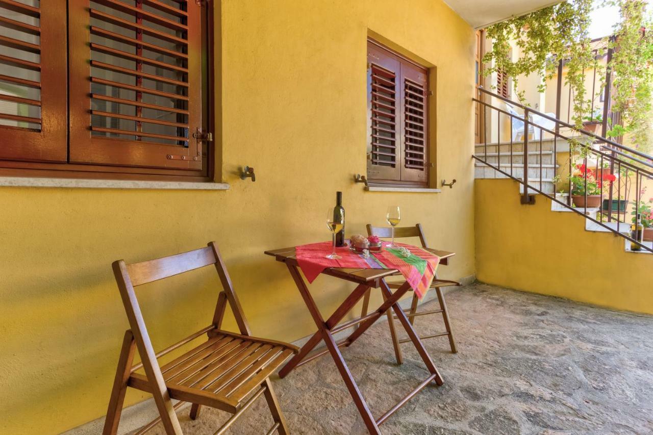 Apartments Redenta Tar-Vabriga Kültér fotó